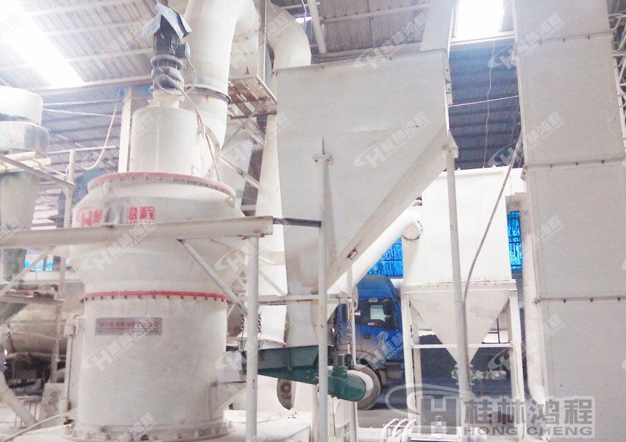80-800目貝殼磨粉機，貝殼雷蒙磨粉機，經(jīng)濟型貝殼磨粉機-桂林鴻程HC系列縱擺式磨粉機