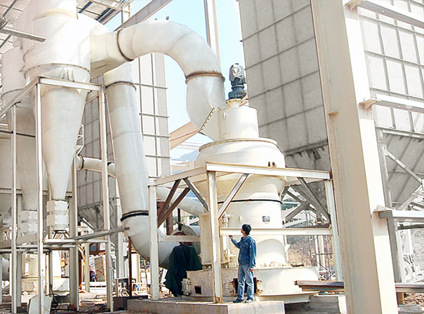 大型非金屬礦磨粉機廠家，桂林鴻程磨粉機，磨粉機，節(jié)能磨粉機，立磨，超細磨粉機，桂林鴻程磨粉機